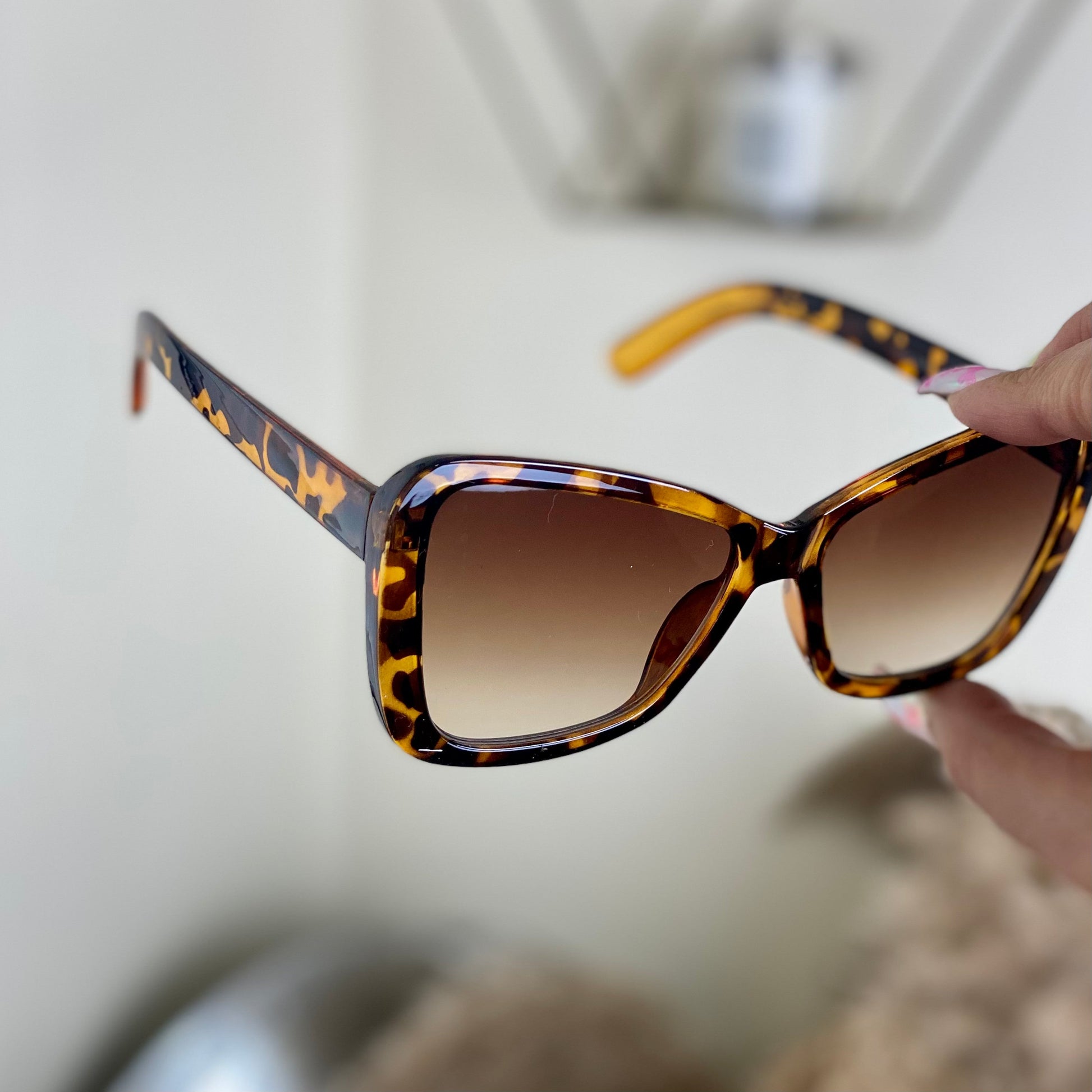 Butterfly Betty Sunglasses - The Accessorys Official